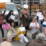 Street Preacher mocked by NYU Students – Mar 8, 2009
