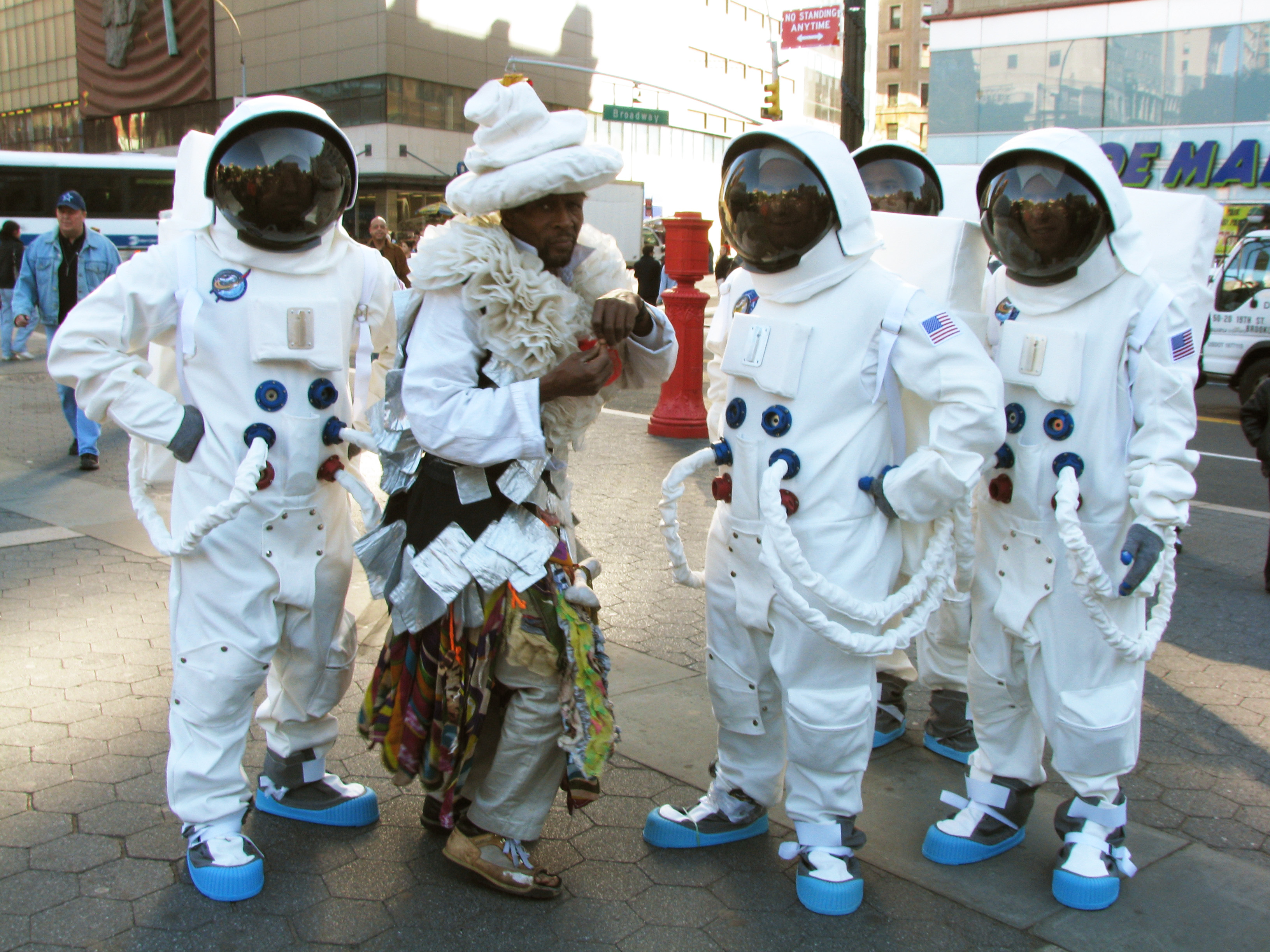 Wendell Headley poses with Astronauts